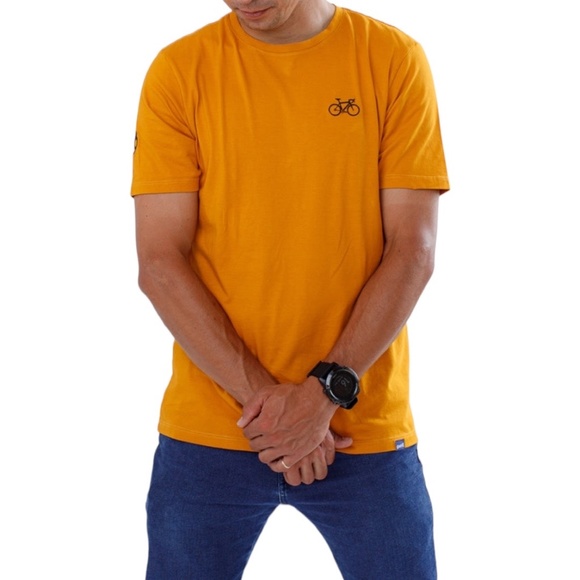 NEW Men's T-shirt Essential - Picture 1 of 2